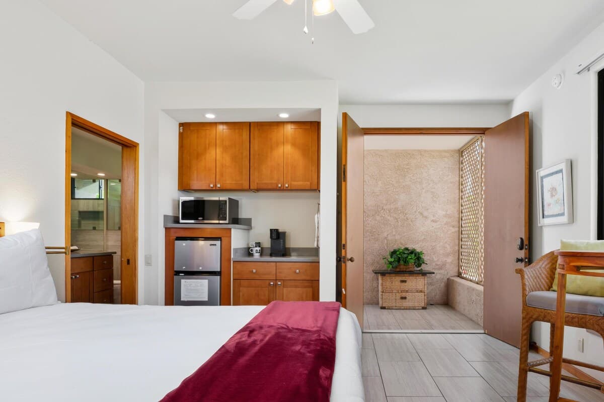 Condo in Waikoloa Village · ★5.0 · 3 bedrooms · 5 beds · 3.5 shared baths - Photo 4