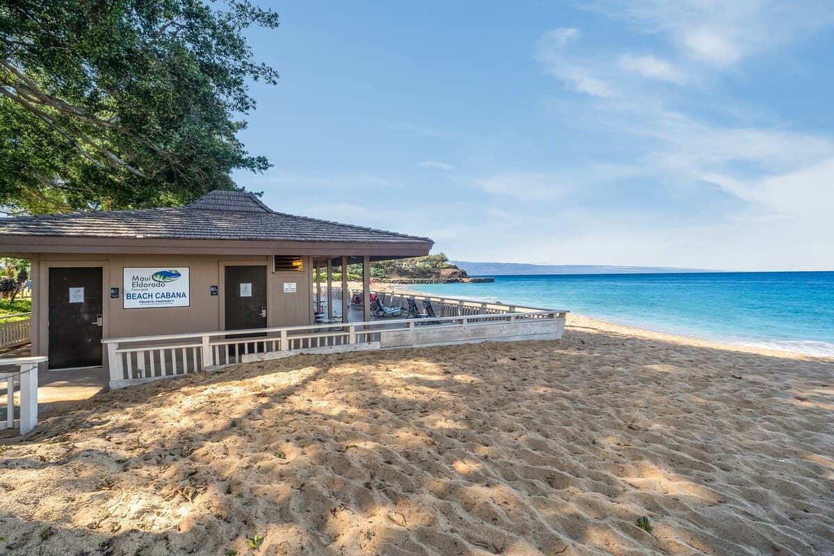 Condo in Lahaina · ★4.8 · 1 bedroom · 1 bed · 1 bath - Photo 4