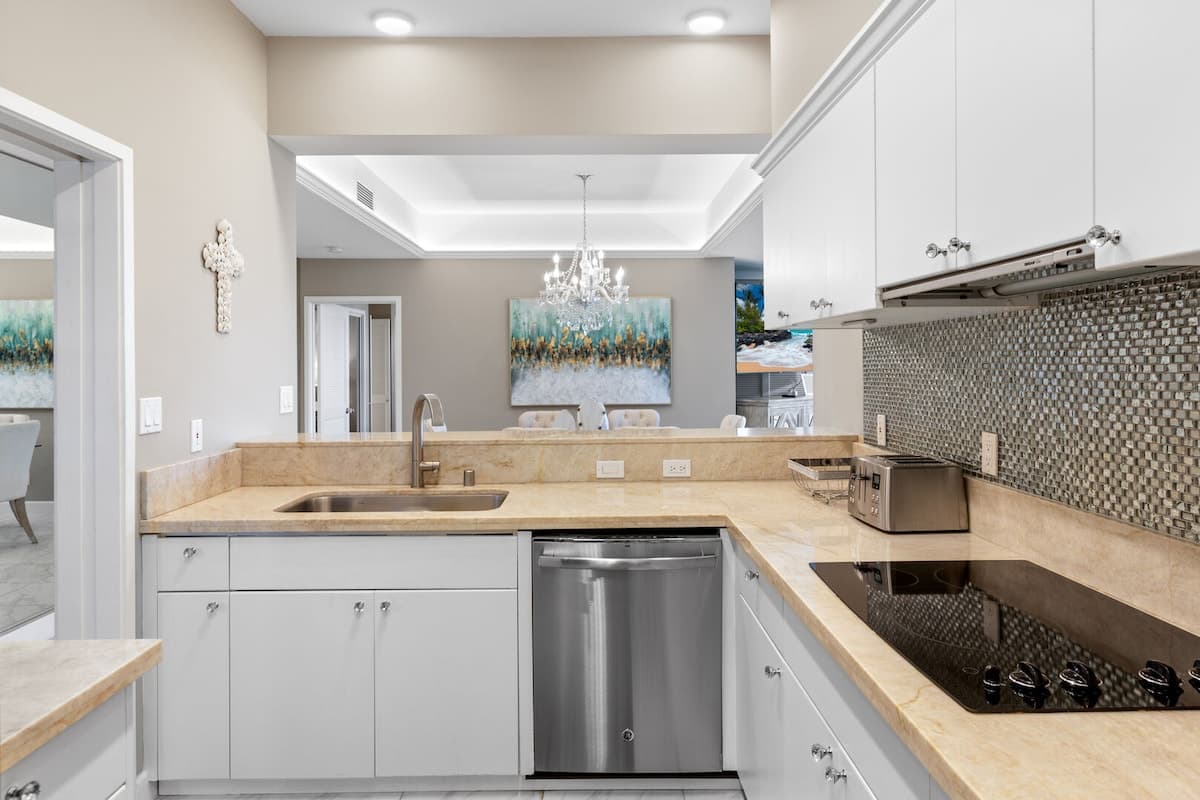 Condo in Waikoloa Village · ★5.0 · 1 bedroom · 1 bed · 2 private baths - Photo 3