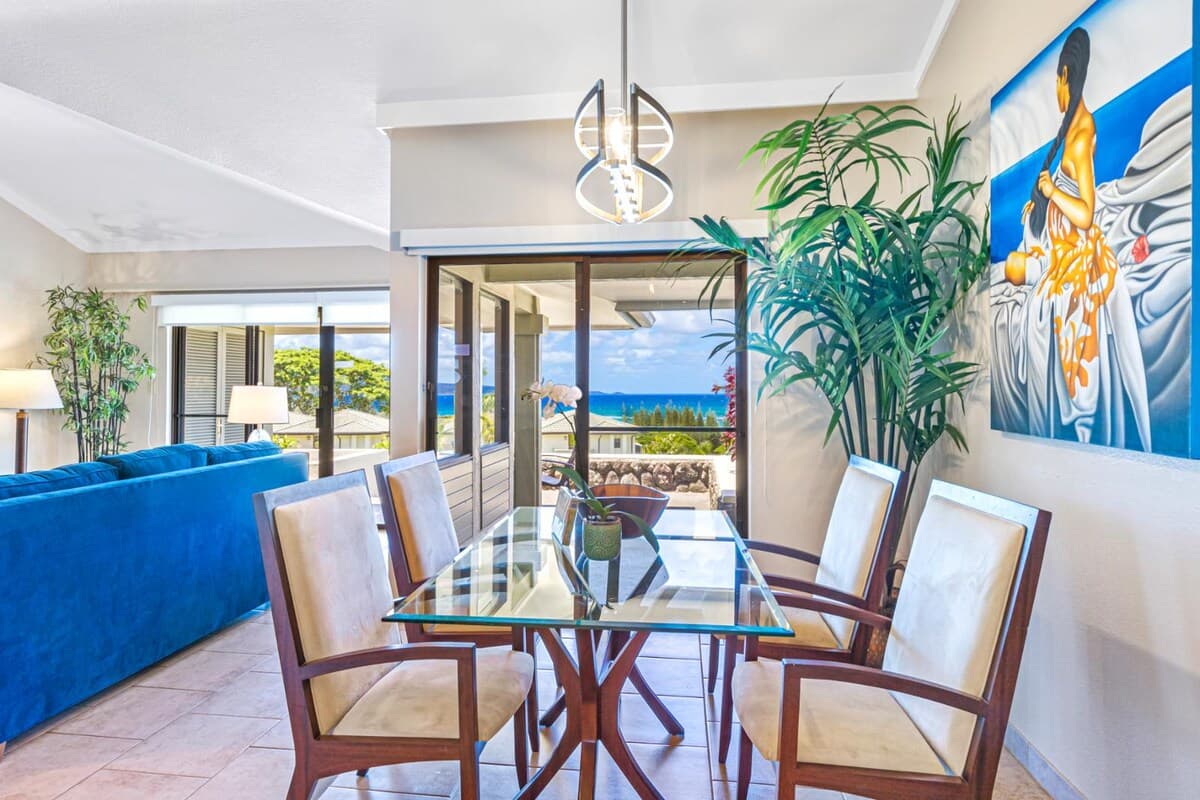 Condo in Lahaina · ★4.0 · 4 bedrooms · 7 beds · 4 baths - Photo 5