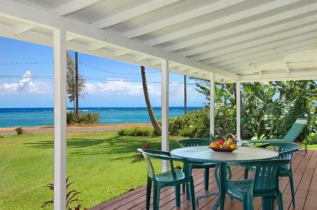 Home in Kilauea · ★5.0 · 2 bedrooms · 2 beds · 2 baths - Photo 1