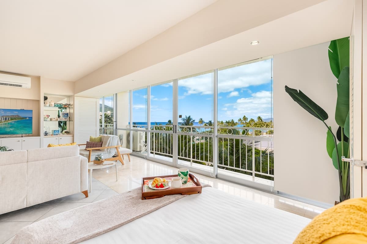 Beachfront Property w/Sand Access at Waikiki Shore - Photo 5