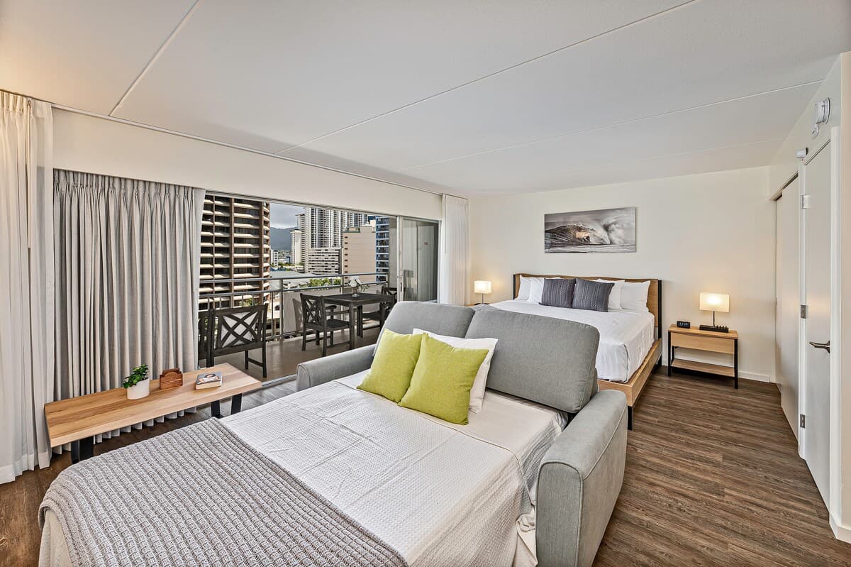 Ilikai Hotel Renovated Condo Steps Away From Beach - Photo 1