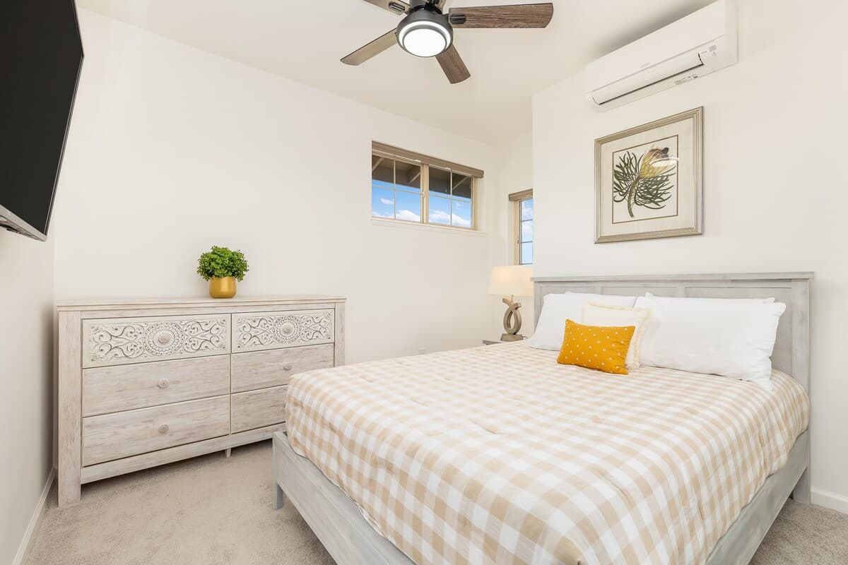 Home in Waianae · ★4.83 · 4 bedrooms · 6 beds · 3.5 private baths - Photo 2
