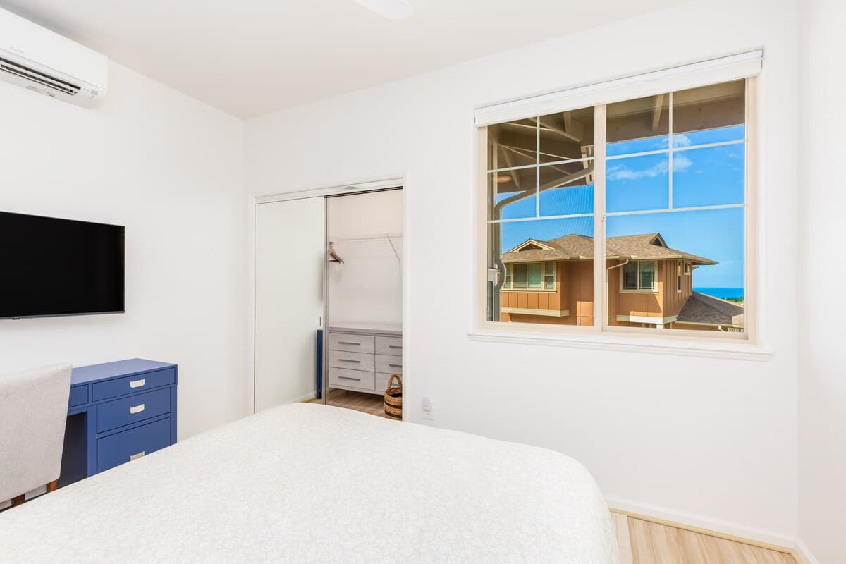 Home in Waianae · ★4.78 · 4 bedrooms · 5 beds · 2.5 private baths - Photo 4