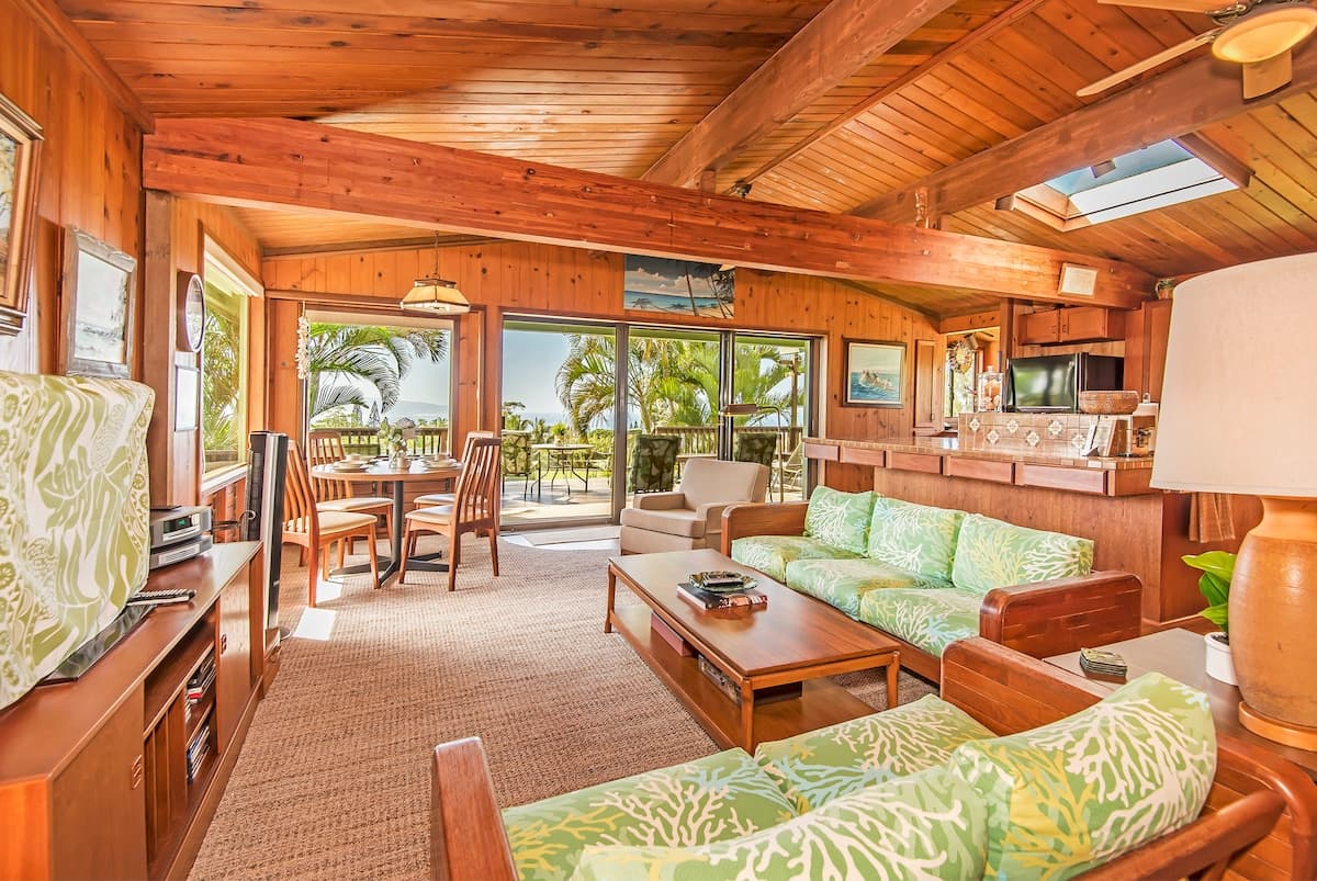 Home in Haleiwa · ★4.87 · 3 bedrooms · 7 beds · 3 private baths - Photo 5
