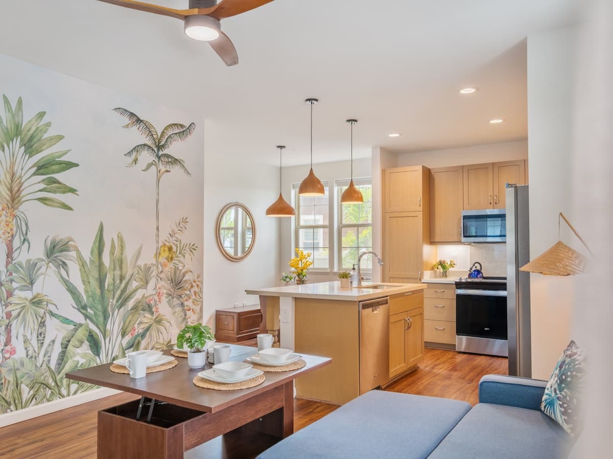 Home in Makaha Valley · ★5.0 · 4 bedrooms · 5 beds · 2.5 private baths - Photo 3