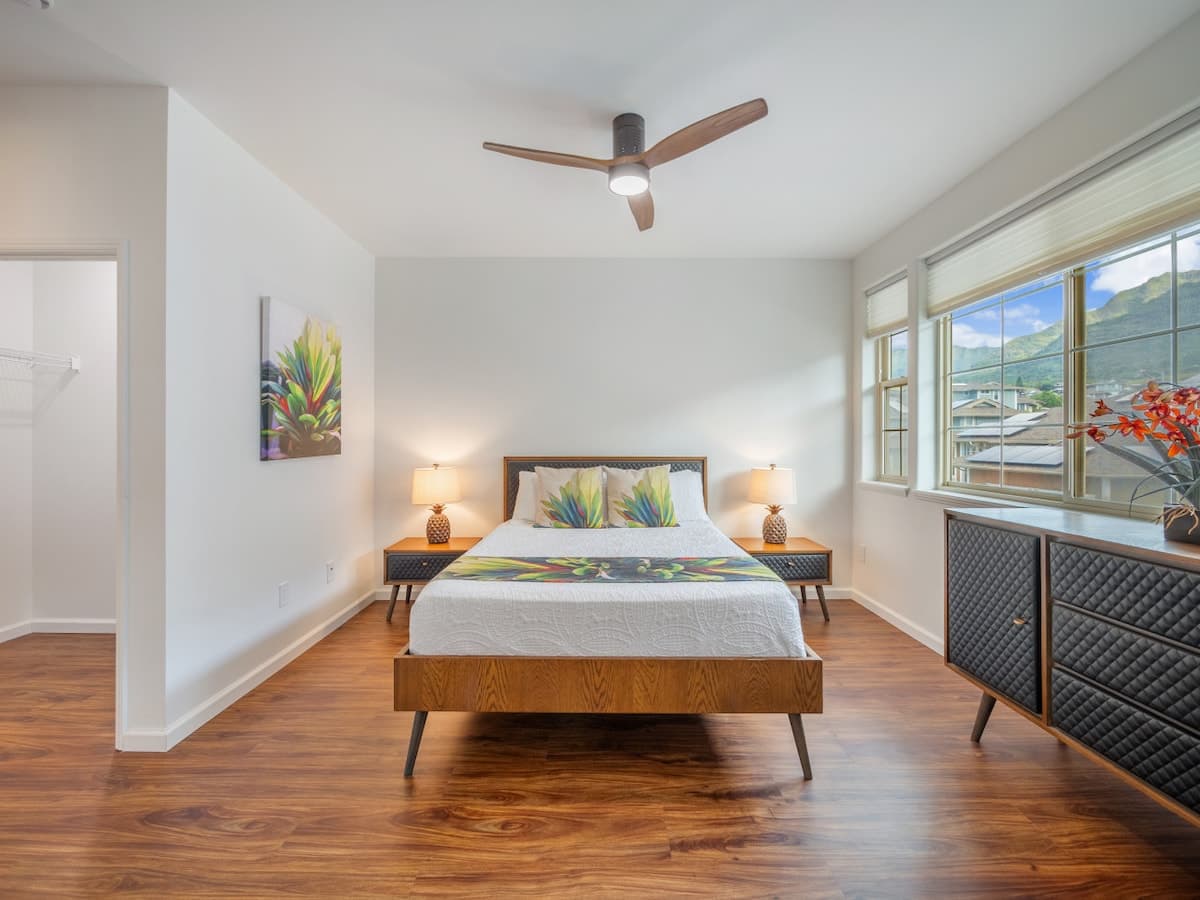 Home in Makaha Valley · ★5.0 · 4 bedrooms · 5 beds · 2.5 private baths - Photo 5