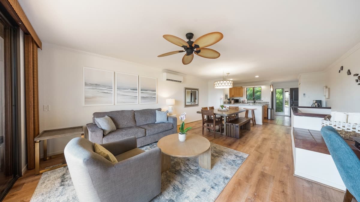*NEW* 2 Bed Sleep 6 A/C & Pool Steps to the Ocean - Photo 4
