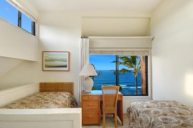 Condo in Princeville · ★4.5 · 1 bedroom · 1 bed · 2 baths - Photo 5