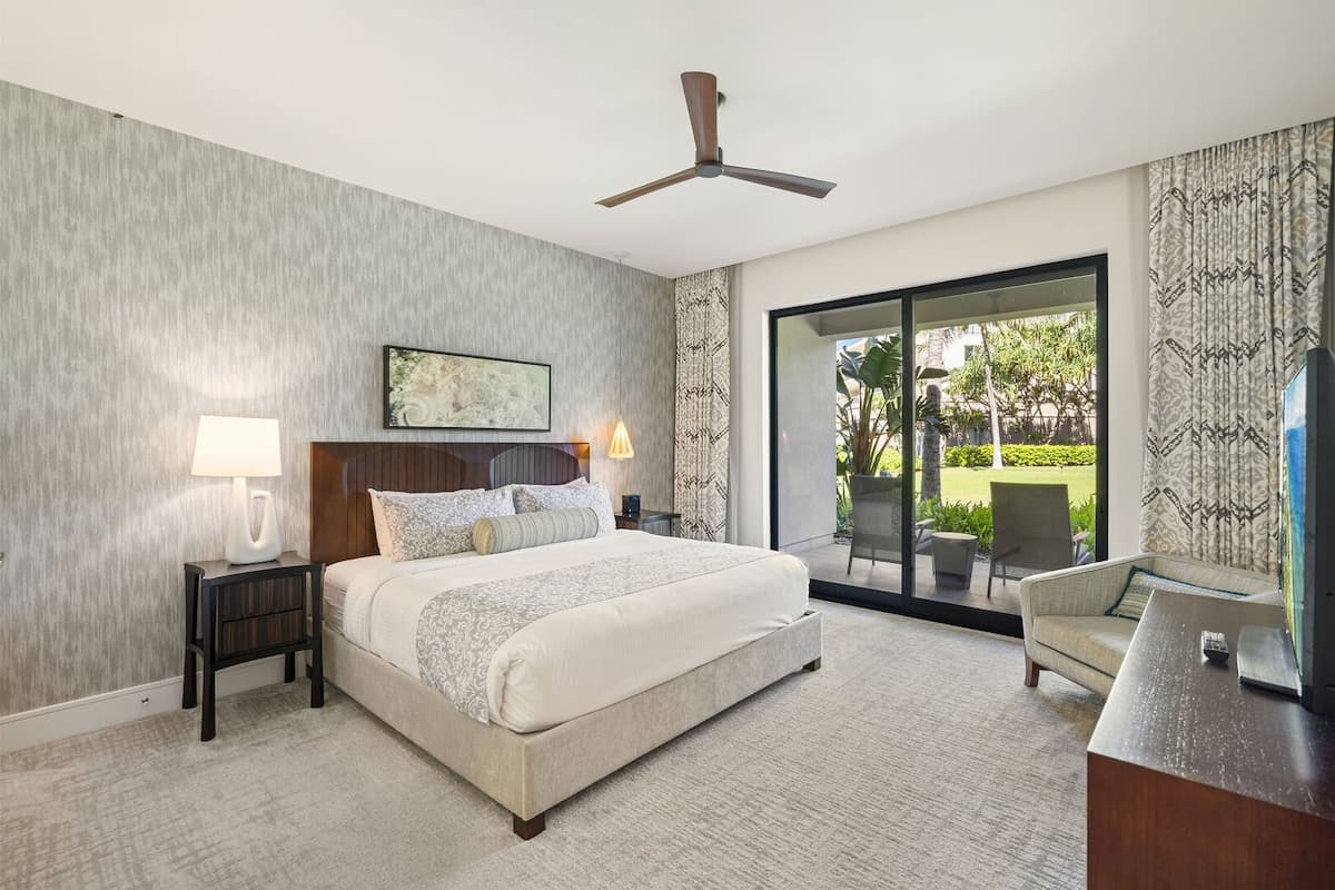 Condo in Lahaina · ★5.0 · 3 bedrooms · 5 beds · 3 baths - Photo 5