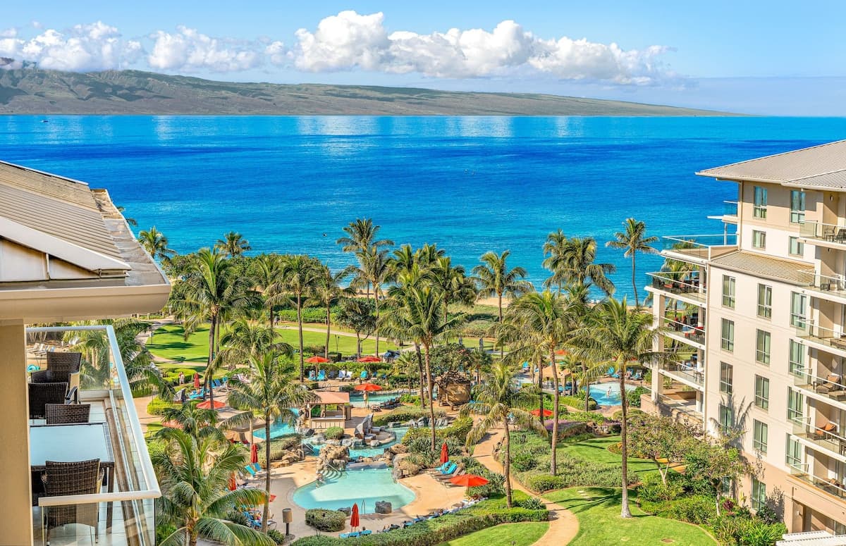Condo in Lahaina · ★4.96 · 2 bedrooms · 3 beds · 2 baths - Photo 4