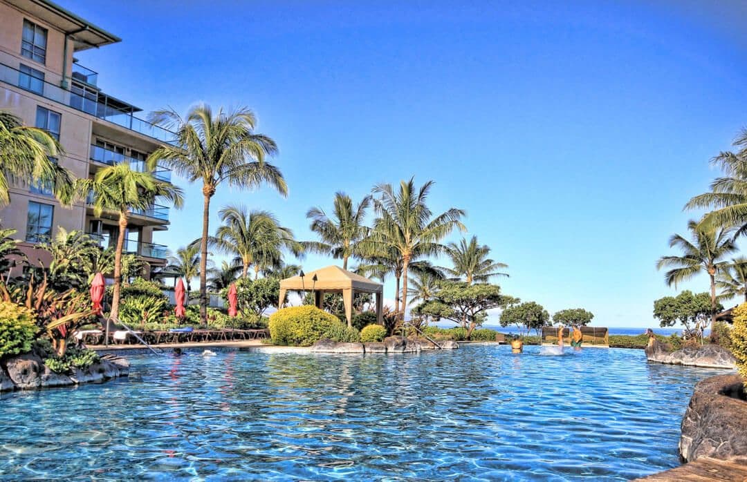Condo in Lahaina · ★5.0 · 2 bedrooms · 3 beds · 2 baths - Photo 3