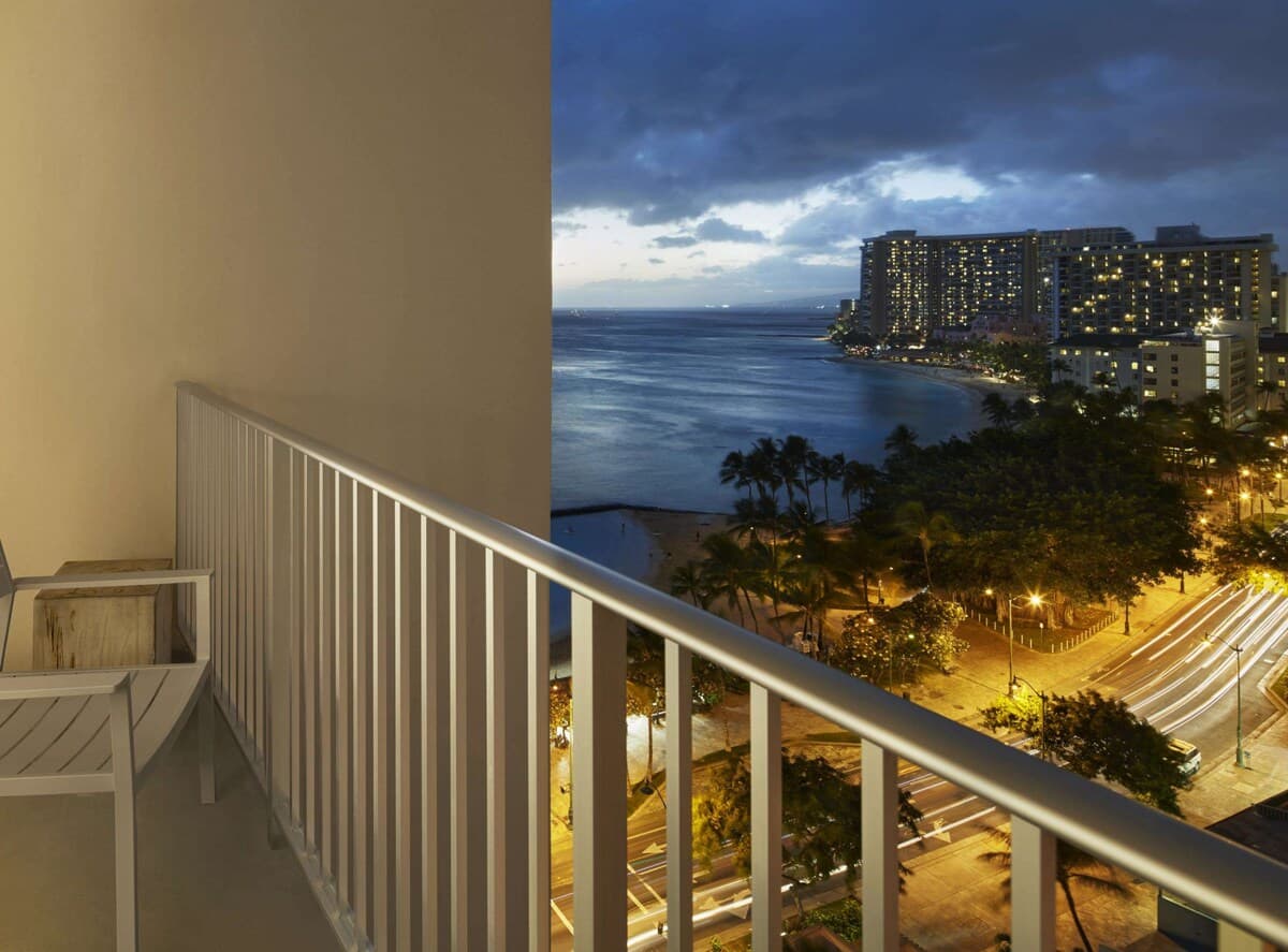 Hotel in Honolulu · ★4.68 · 1 bedroom · 2 beds · 1 private bath - Photo 3