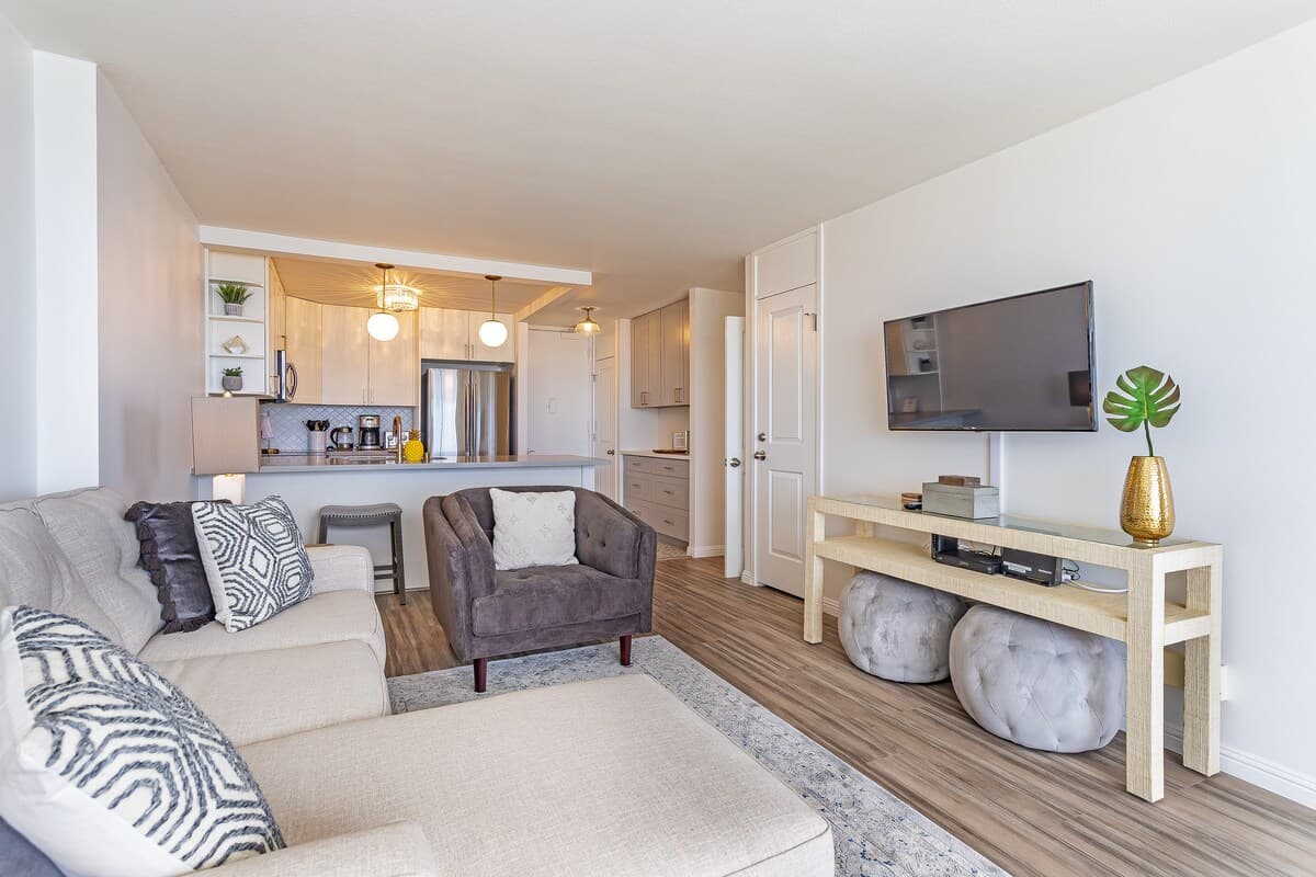 Ocean-Marina and Fireworks Views at Ilikai Marina - Photo 5