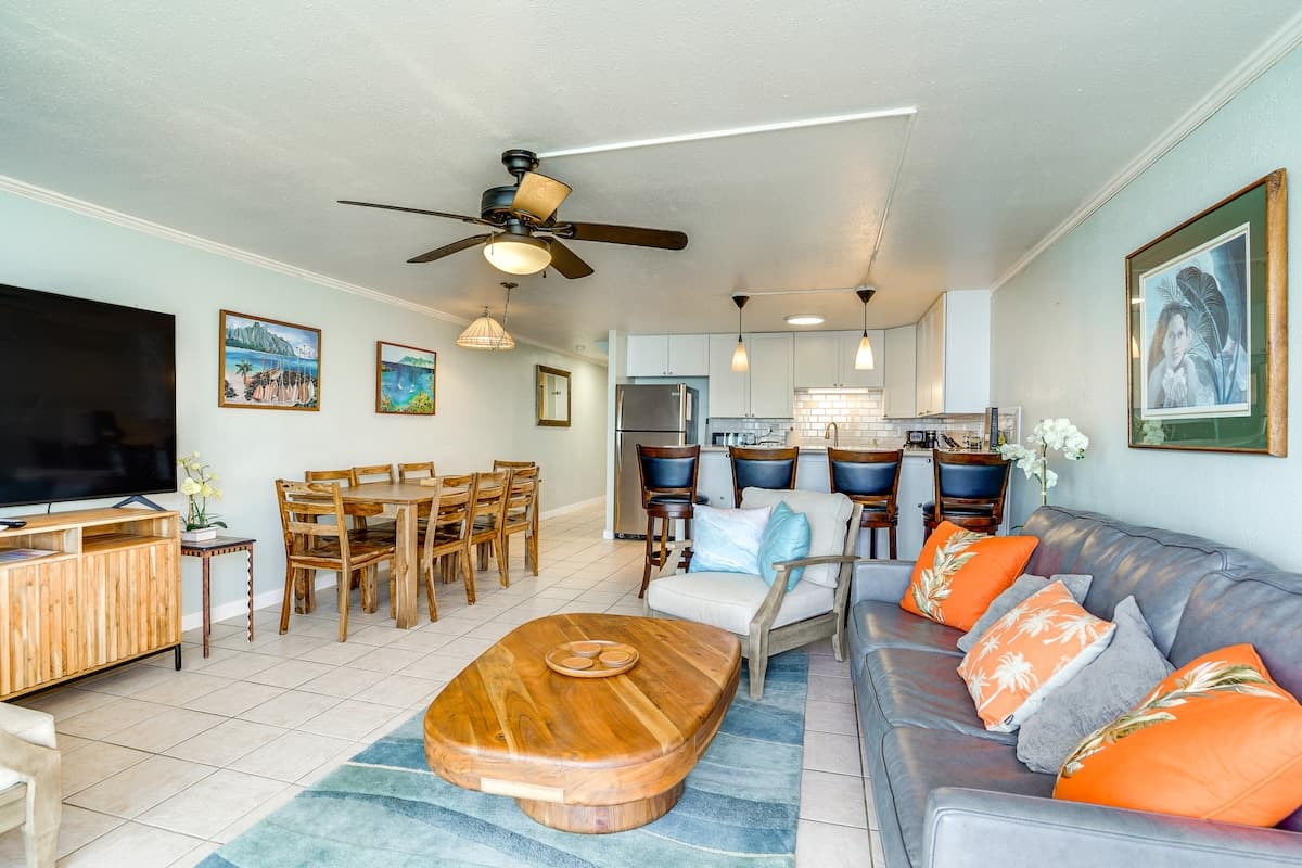 Hotel in Hauula · ★4.83 · 3 bedrooms · 8 beds · 2 private baths - Photo 4