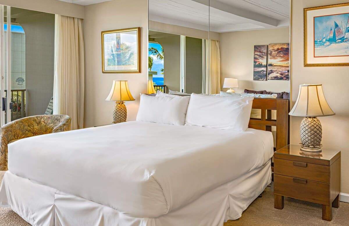 Condo in Lahaina · ★4.67 · Studio · 2 beds · 1 bath - Photo 4