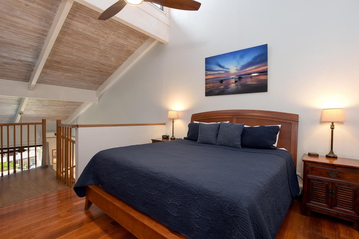Condo in Kihei · ★4.8 · 2 bedrooms · 3 beds · 2 baths - Photo 4