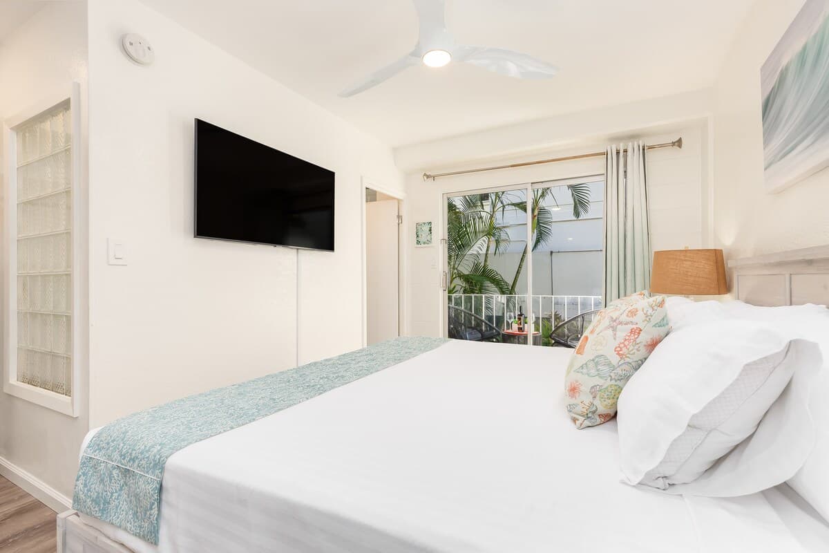 Remodeled Condo by the Beach at the Cabana Waikiki - Photo 4
