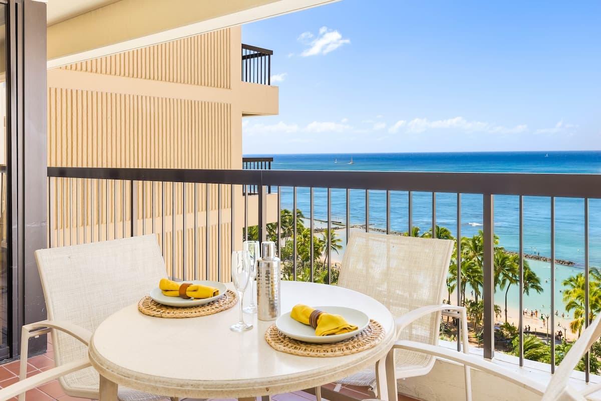 Ocean View Paradise Escape at Waikiki Beach Tower - Photo 1