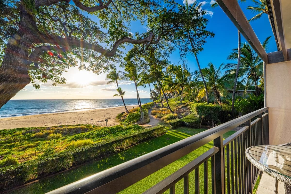 Maui Kamaole One Beachfront Condo at Charley Young - Photo 1
