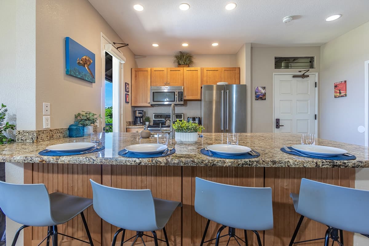 Condo in Wailea · ★5.0 · 3 bedrooms · 5 beds · 2 private baths - Photo 3
