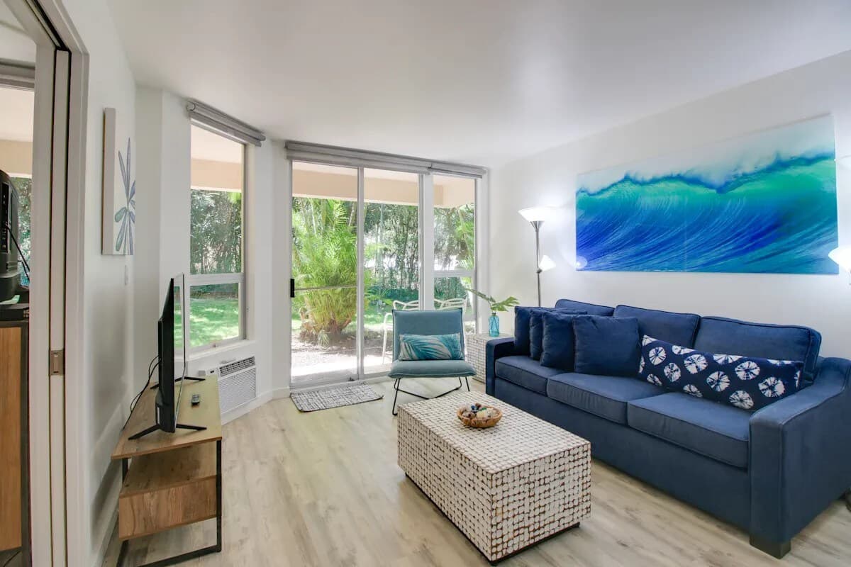 Condo in Kihei · ★4.27 · 1 bedroom · 2 beds · 1 bath - Photo 3
