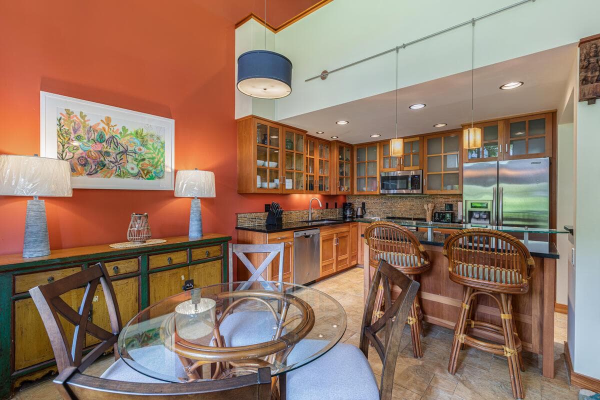 Condo in Princeville · ★4.36 · 2 bedrooms · 2 beds · 2 private baths - Photo 4