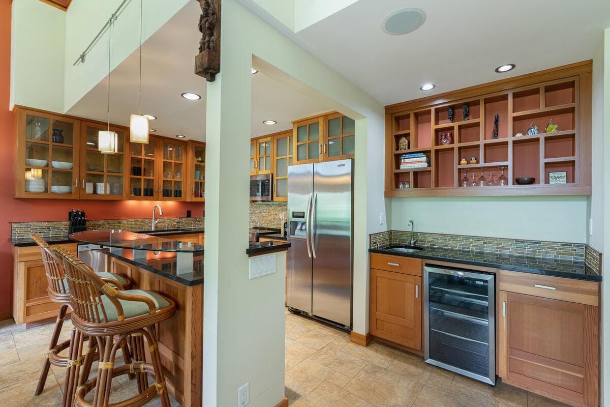 Condo in Princeville · ★4.36 · 2 bedrooms · 2 beds · 2 private baths - Photo 3