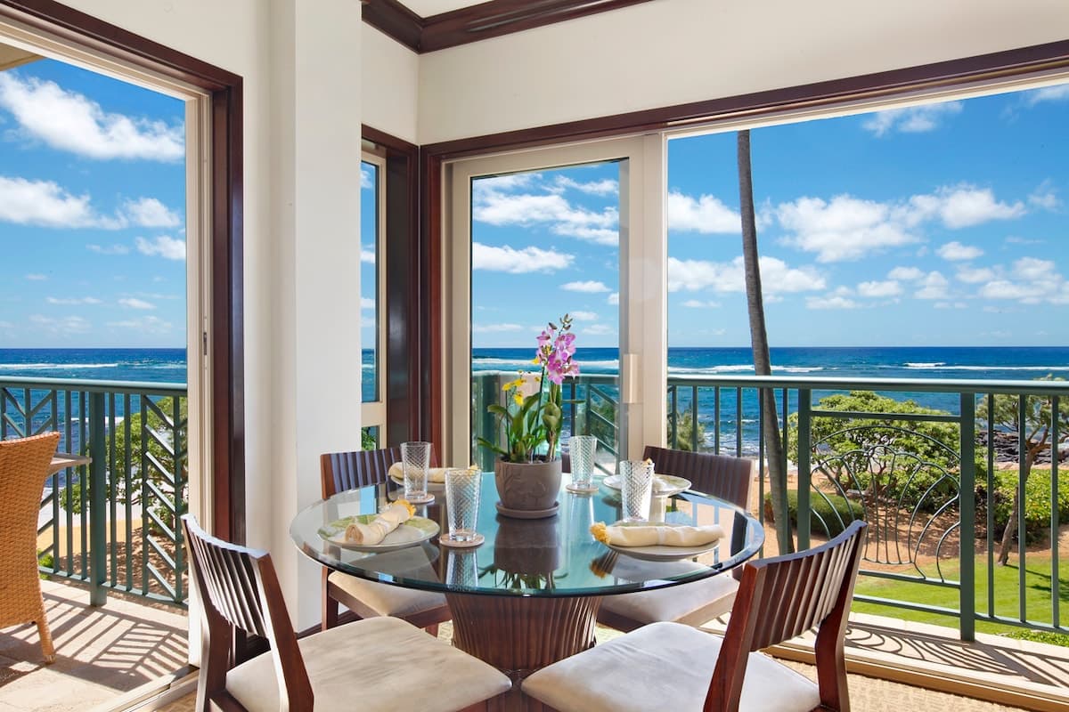 Condo in Kapaa · ★4.93 · 2 bedrooms · 3 beds · 3 baths - Photo 3