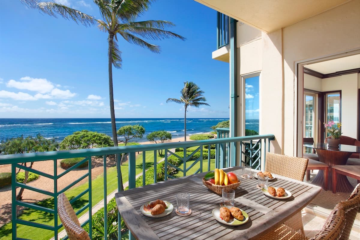 Condo in Kapaa · ★4.93 · 2 bedrooms · 3 beds · 3 baths - Photo 1