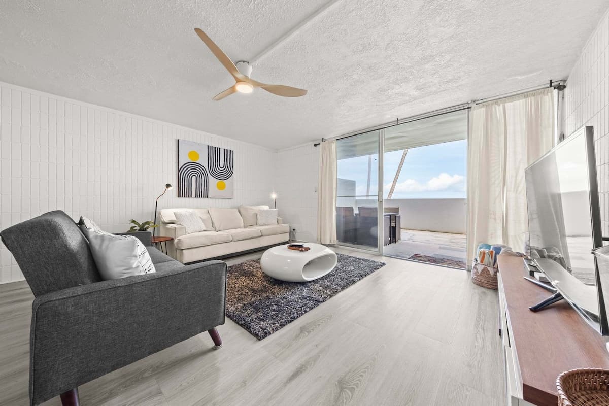 Condo in Hauula · ★4.5 · 1 bedroom · 3 beds · 1 private bath - Photo 3