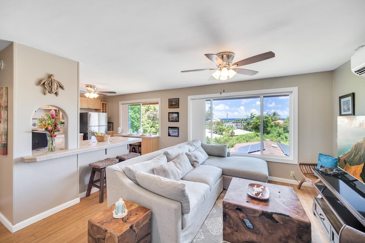 Condo in Koloa · ★4.5 · 2 bedrooms · 2 beds · 1 shared bath - Photo 1