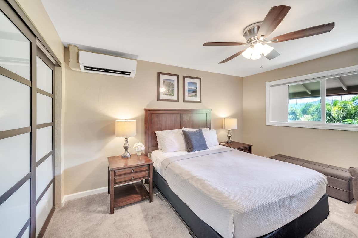 Condo in Koloa · ★4.5 · 2 bedrooms · 2 beds · 1 shared bath - Photo 4