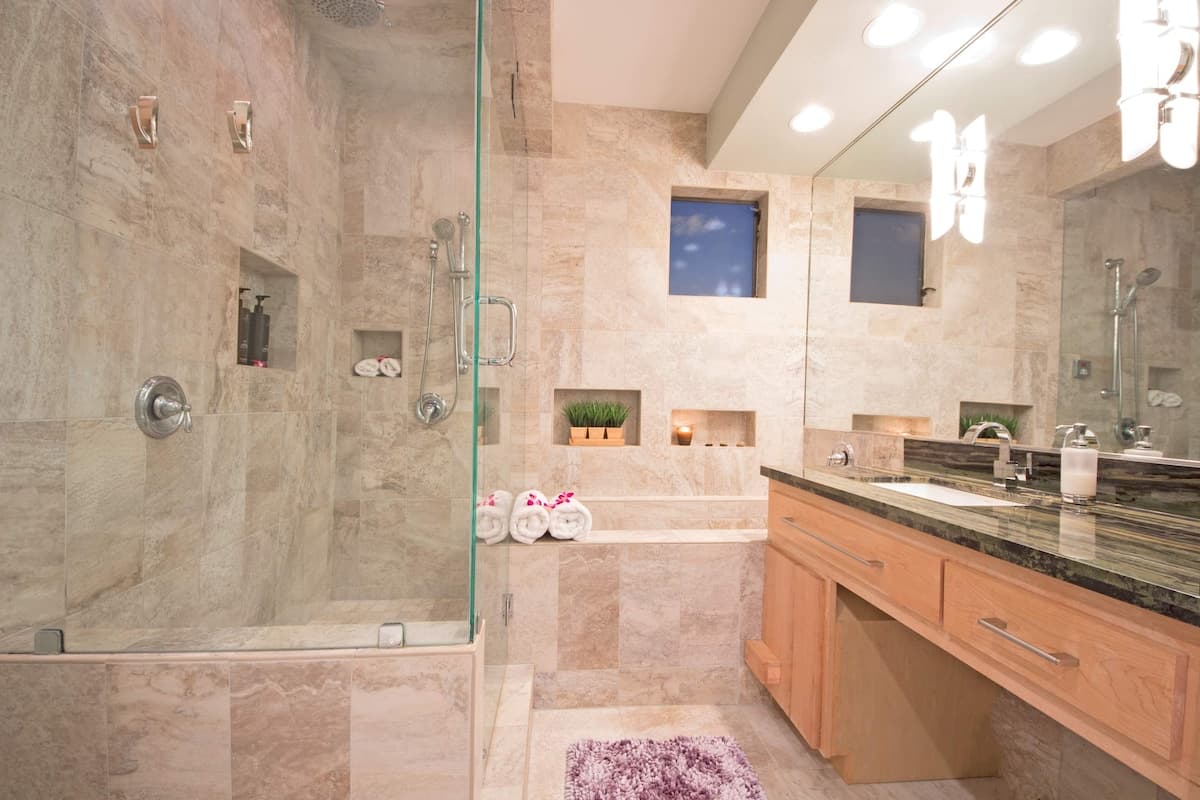 Townhouse in Lahaina · ★5.0 · 3 bedrooms · 4 beds · 2.5 baths - Photo 3