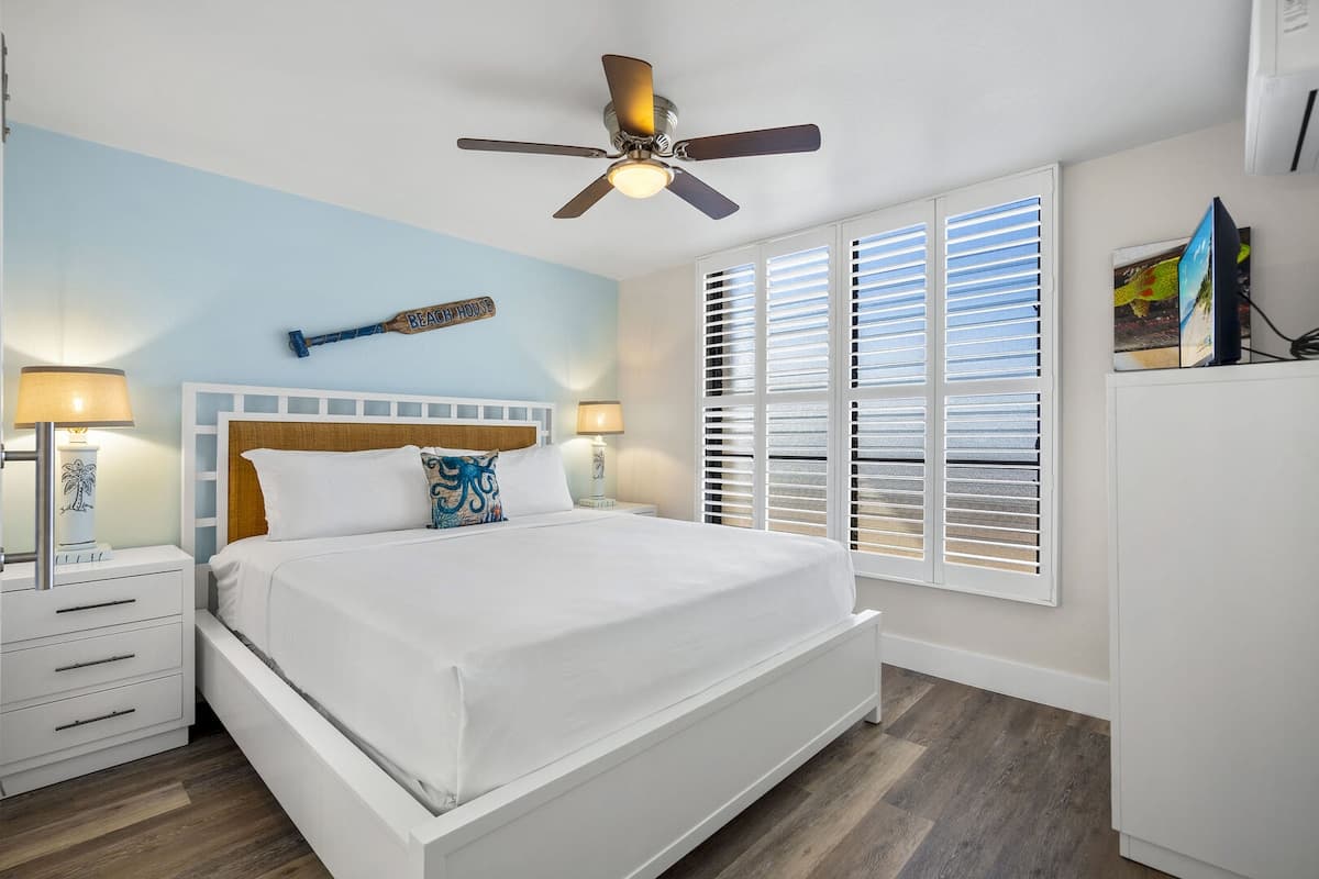 Condo in Kihei · ★4.75 · 2 bedrooms · 4 beds · 2 private baths - Photo 4