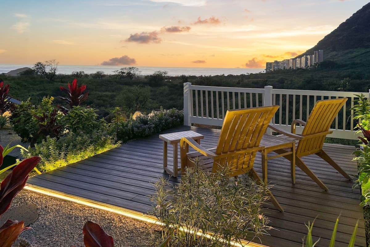 Home in Waianae · ★4.5 · 6 bedrooms · 10 beds · 4.5 private baths - Photo 5