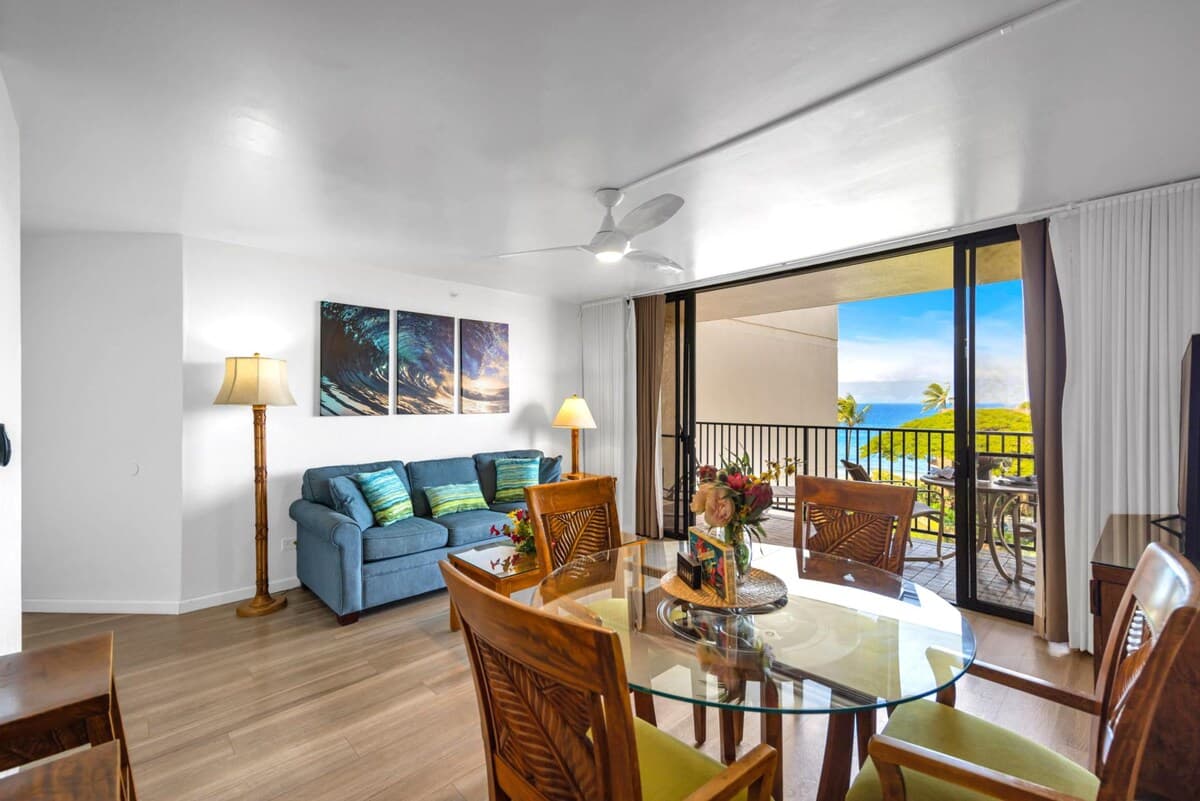 Condo in Lahaina · ★4.63 · 2 bedrooms · 4 beds · 2 baths - Photo 2