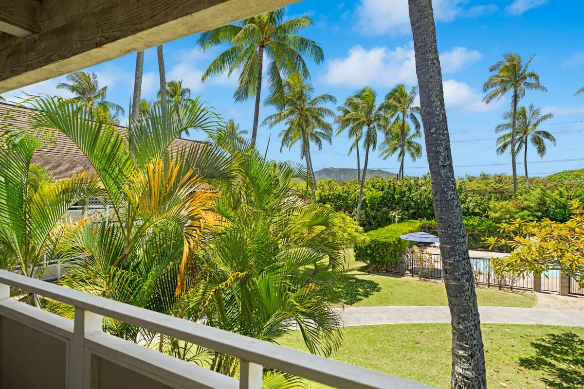 Condo in Kapaa · ★5.0 · 1 bedroom · 2 beds · 1 private bath - Photo 4