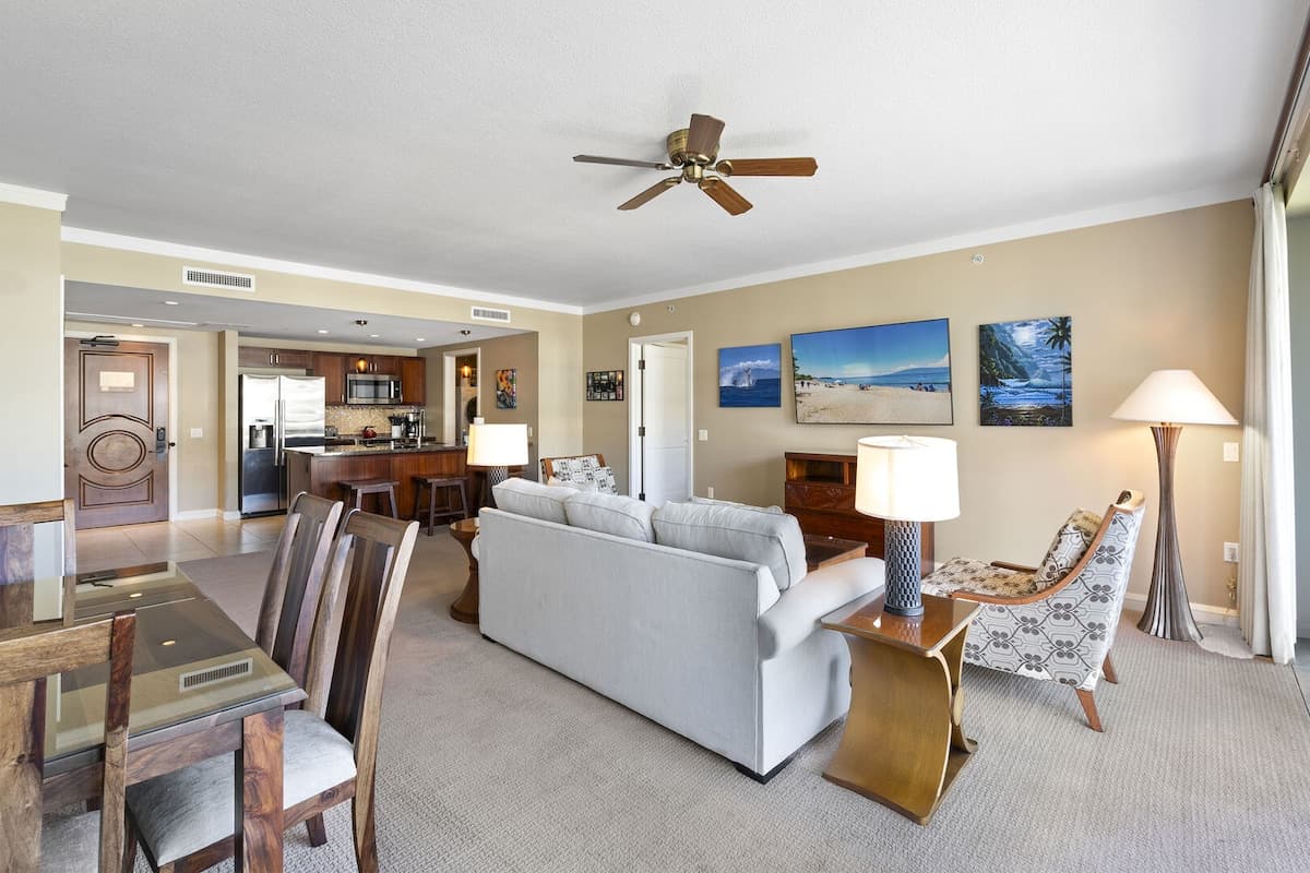Condo in Lahaina · ★5.0 · 2 bedrooms · 4 beds · 2 baths - Photo 1