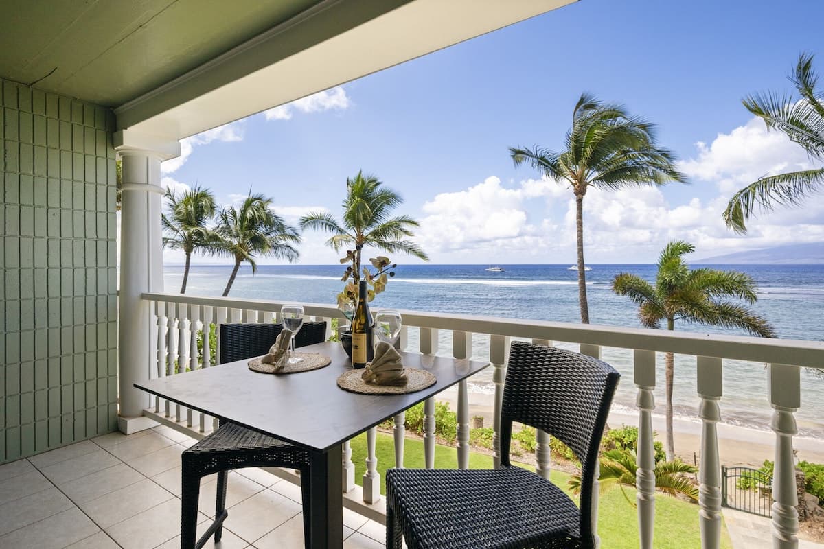 New Listing: Comfort & Beachfront Bliss - Photo 4