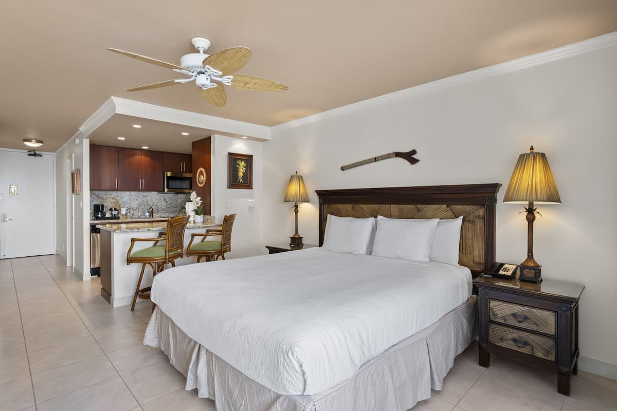 New Listing: Comfort & Beachfront Bliss - Photo 5