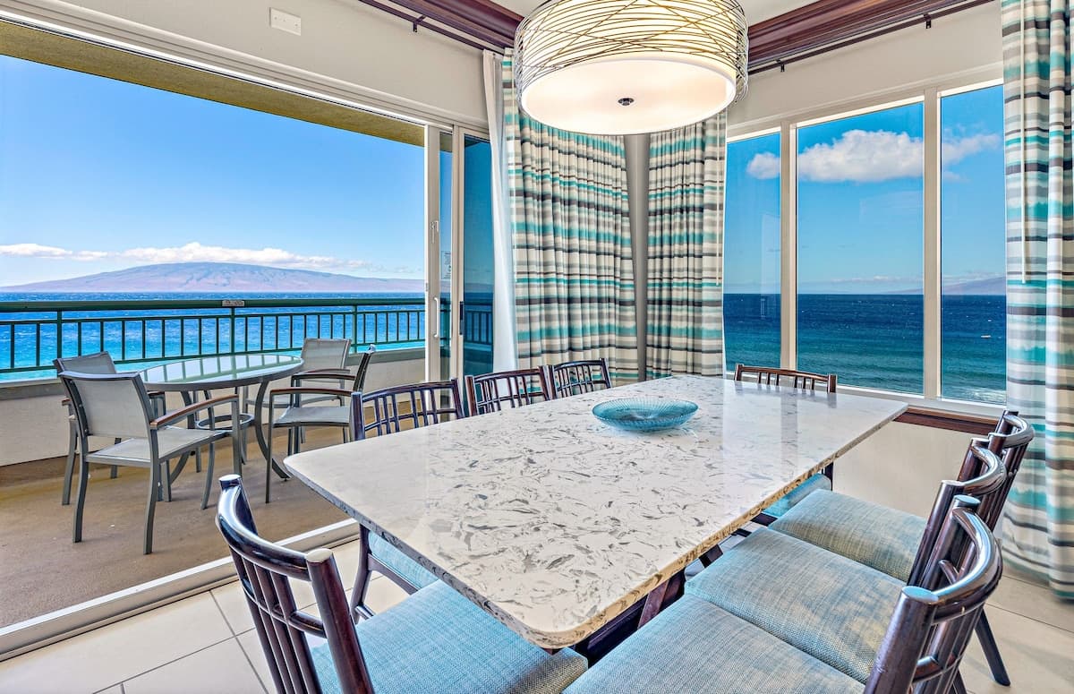 Condo in Lahaina · ★5.0 · 3 bedrooms · 6 beds · 3 baths - Photo 5