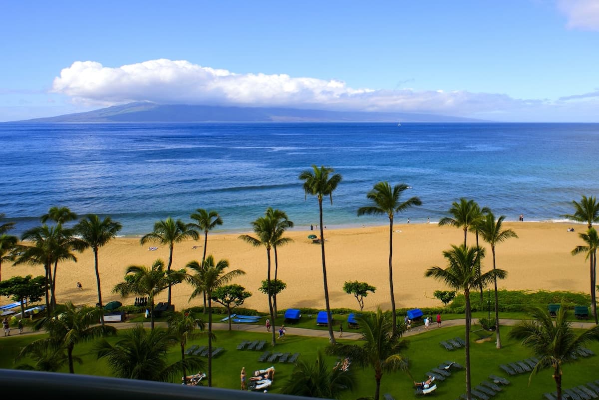 Condo in Lahaina · ★4.92 · 2 bedrooms · 4 beds · 2 baths - Photo 2