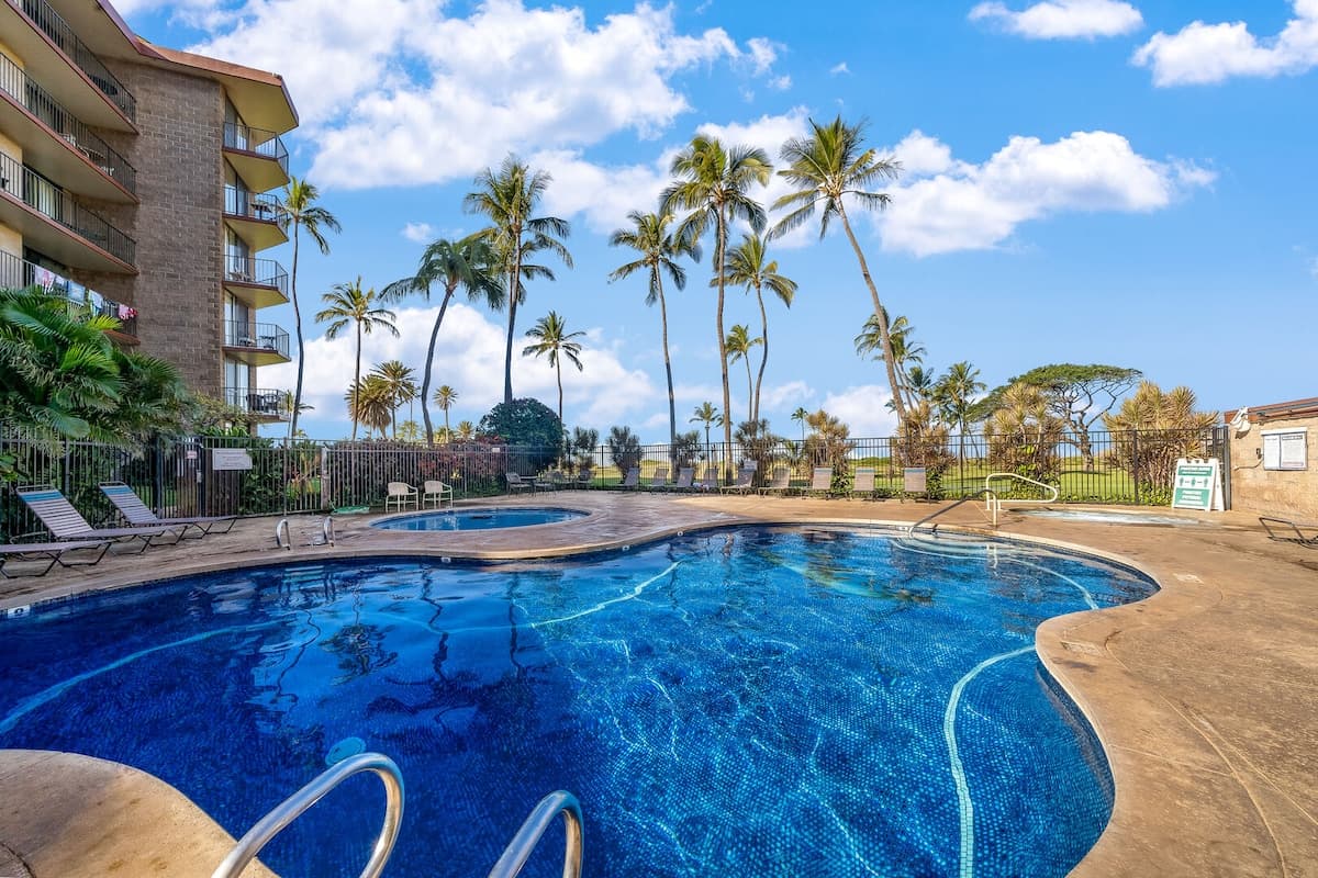 Condo in Kihei · ★4.94 · 1 bedroom · 2 beds · 1 bath - Photo 1