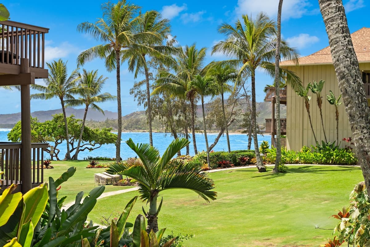 Condo in Kapaa · ★4.67 · 2 bedrooms · 3 beds · 1 bath - Photo 1