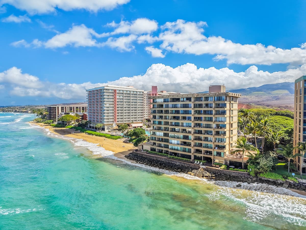 Condo in Lahaina · ★4.63 · 1 bedroom · 2 beds · 1 bath - Photo 5