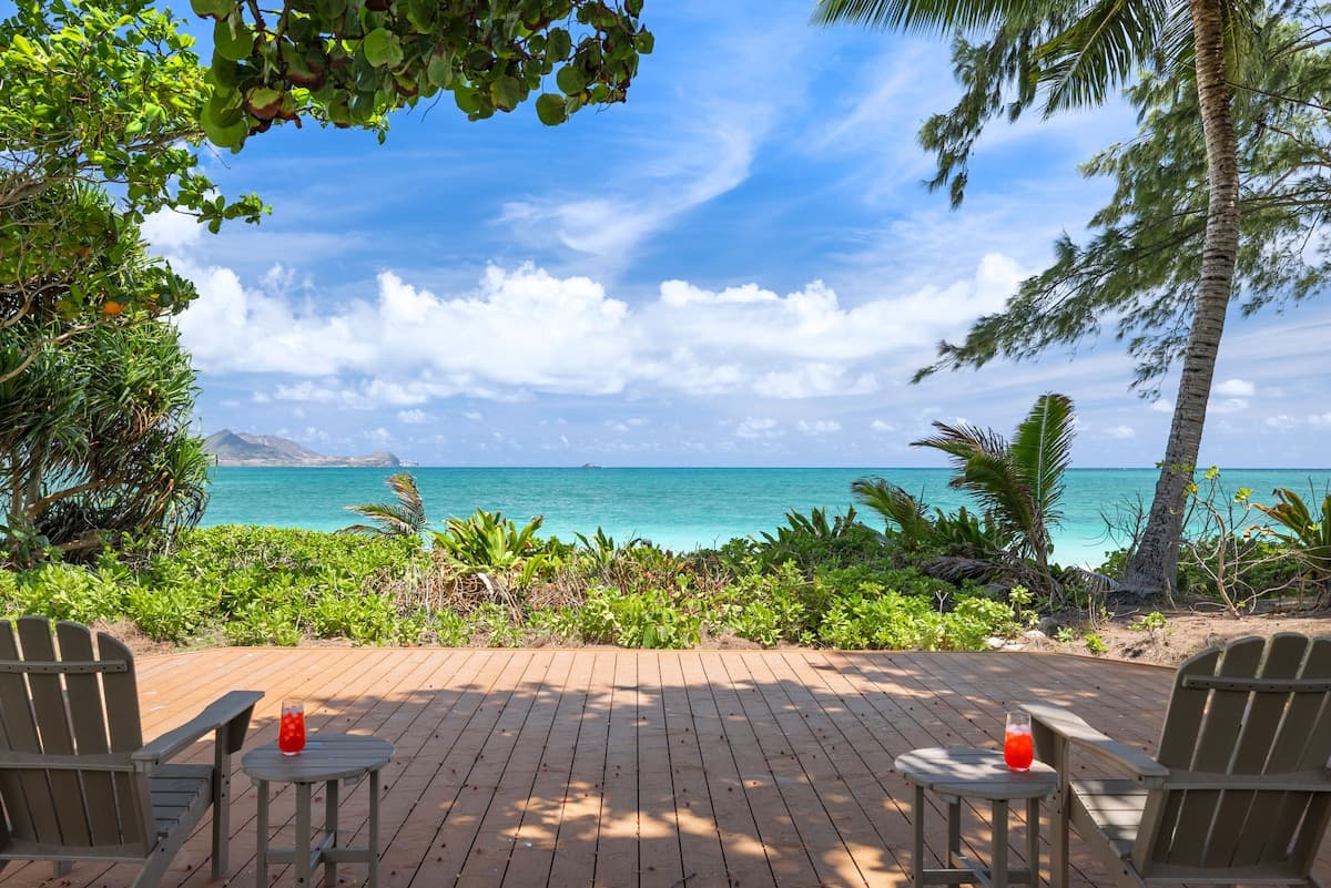 Home in Kailua · ★5.0 · 5 bedrooms · 6 beds · 3 private baths - Photo 1