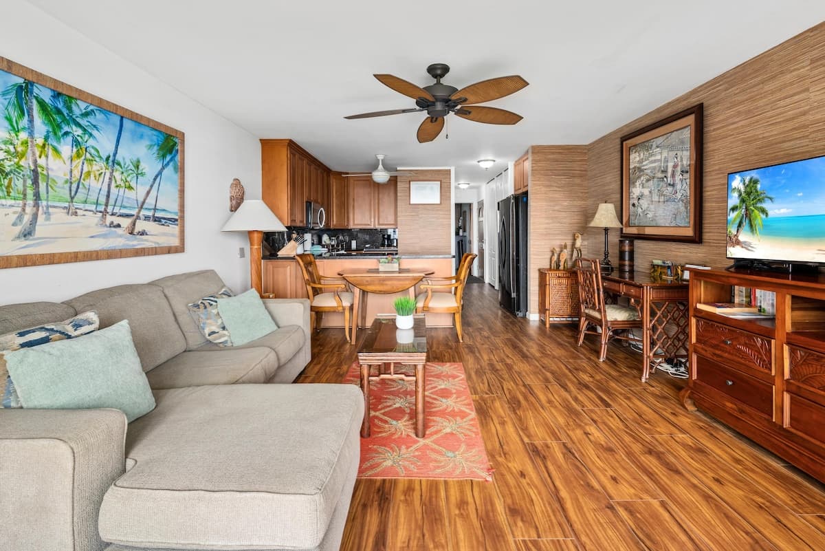 Condo in Kailua-Kona · ★4.67 · 1 bedroom · 1 bed · 1 bath - Photo 3