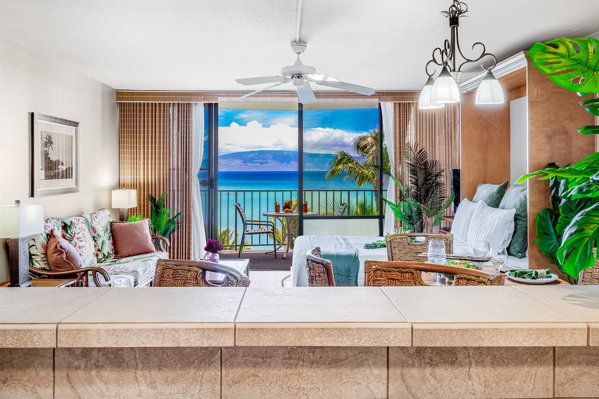 Condo in Lahaina · ★4.96 · 1 bedroom · 2 beds · 1 private bath - Photo 1